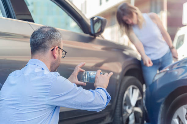 Professional Non Owner Car Insurance technician working in Edinburgh, IN